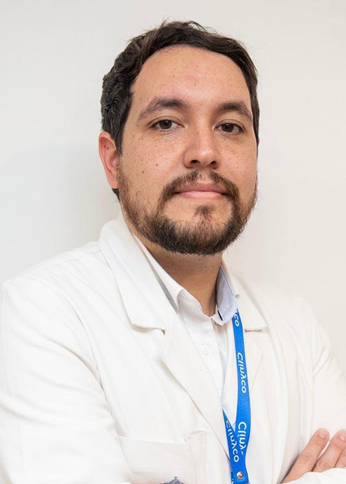 Dr. Alejandro Villalón